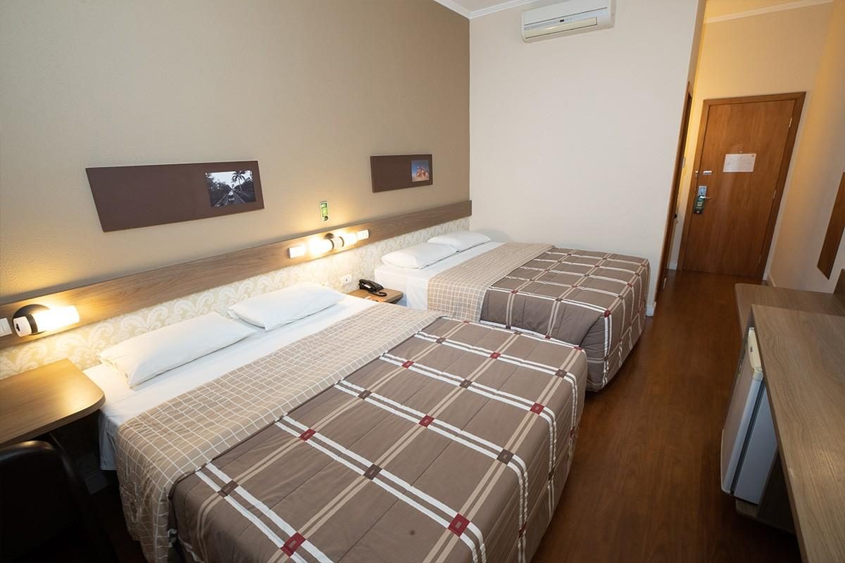 Rooms with 2 double beds